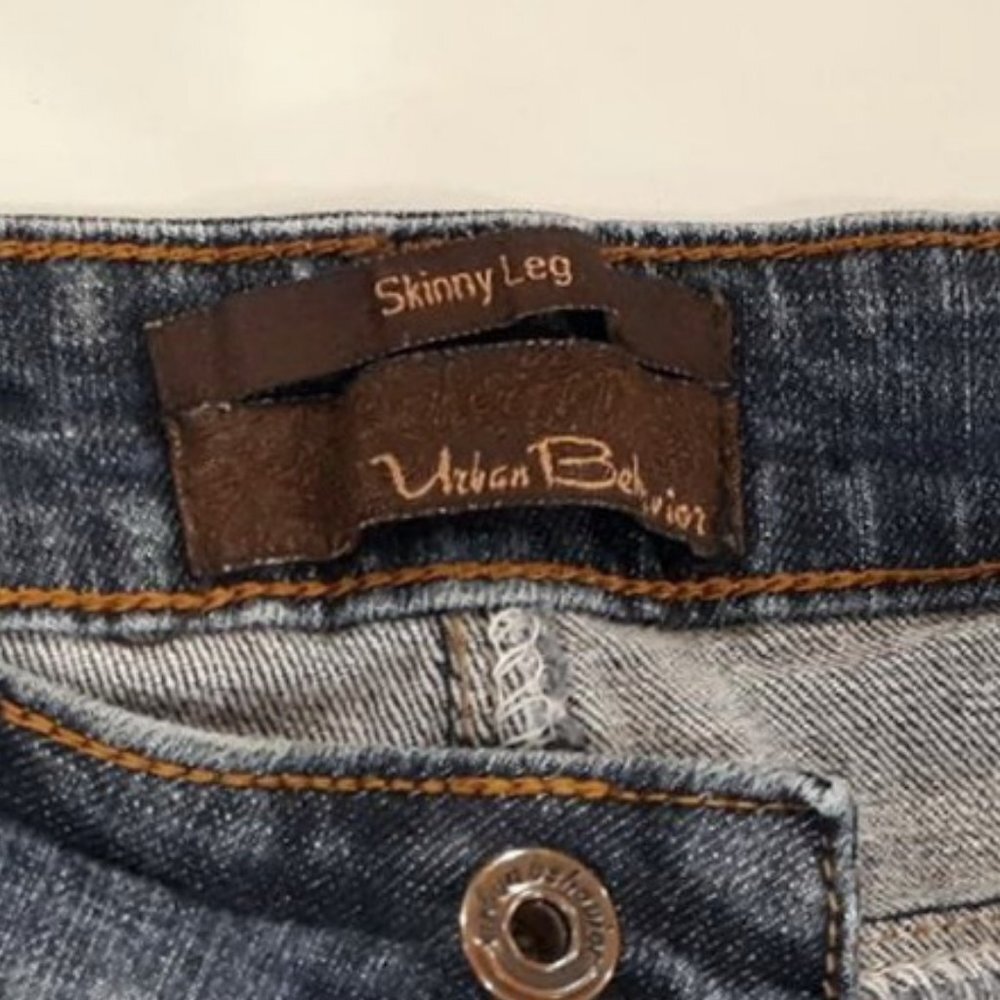 Urban Behavior Slim Jeans Destructed Dark Blue Wash Denim Womens Size 3/27 - Picture 5 of 9